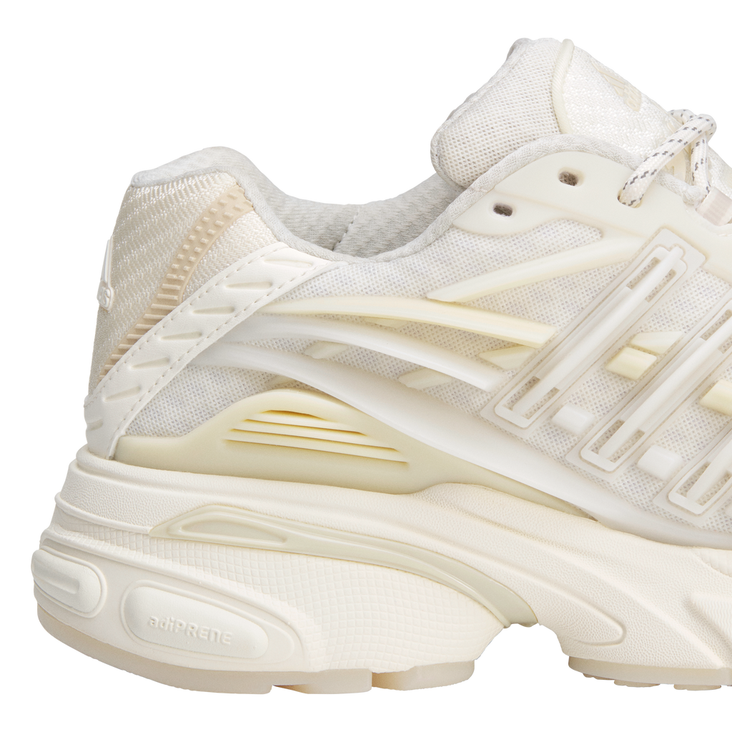 VIRGINIA JELLYFISH (TRIPLE WHITE)