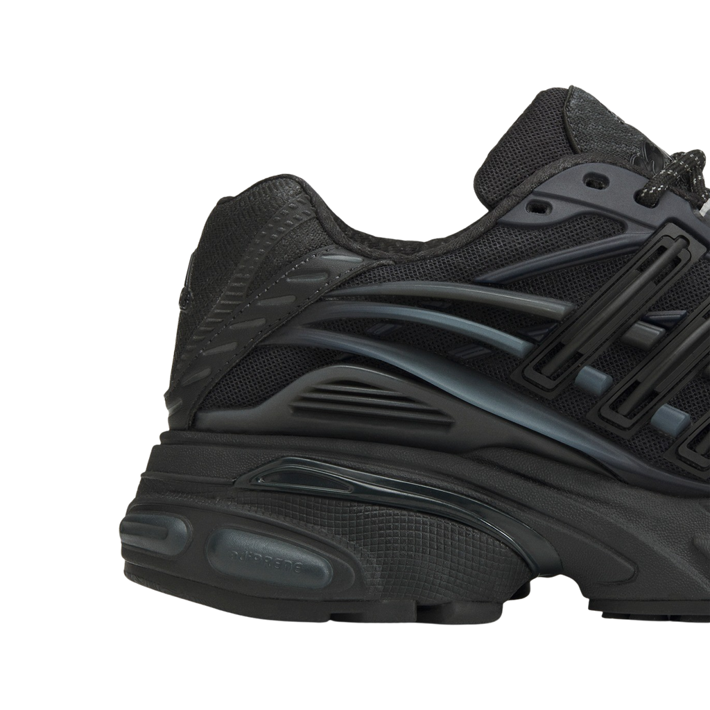 VIRGINIA ADISTAR JELLYFISH (TRIPLE BLACK)