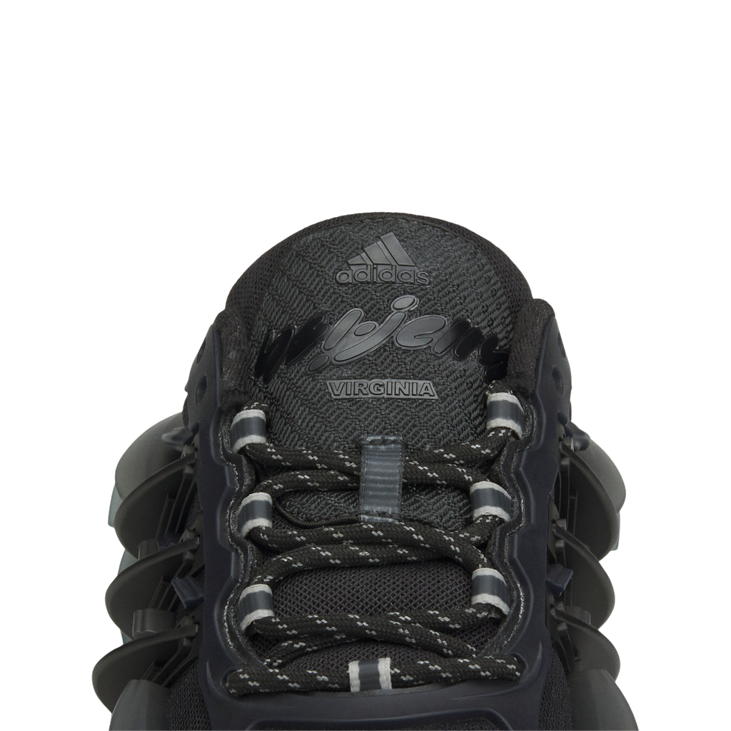 VIRGINIA ADISTAR JELLYFISH (TRIPLE BLACK)